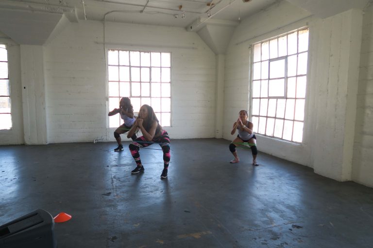 4 Resistance Band Glute Workouts You Can Do Anywhere