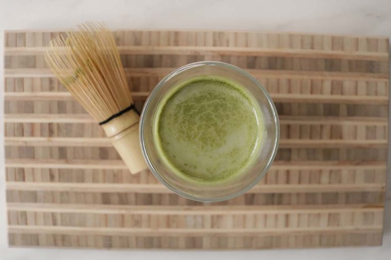 Bulletproof Matcha Latte | Keto & Low Carb
